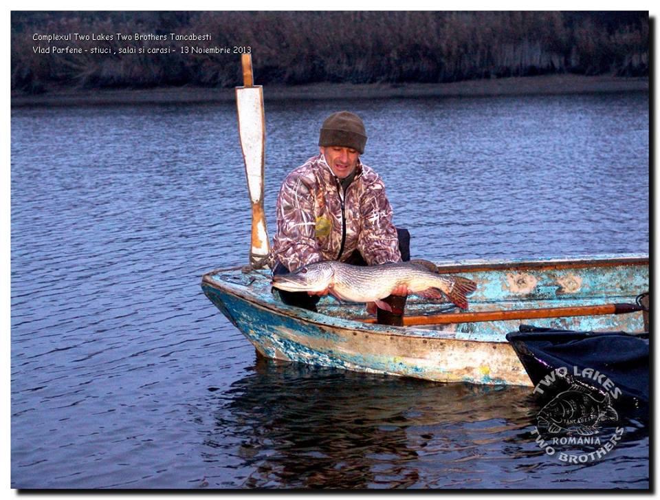 Two Lakes Two Brothers Tancabesti. - 1451397486895808090828726473682n.jpg